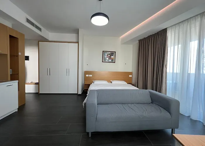 Magnet Comfort Homes 64